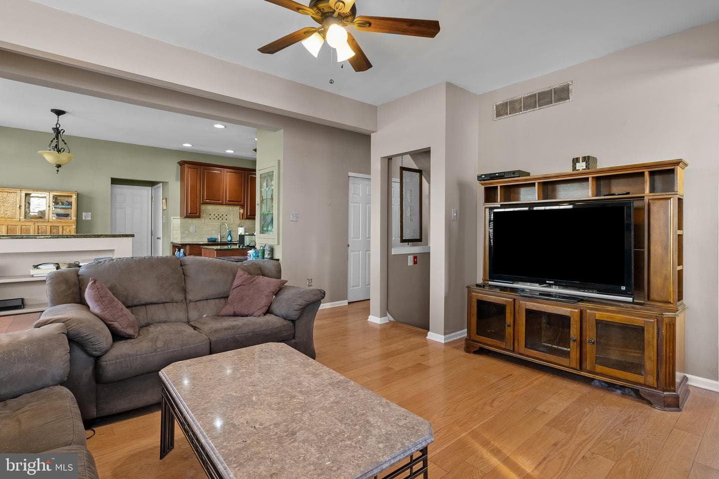 757 Brighton Way photo 12