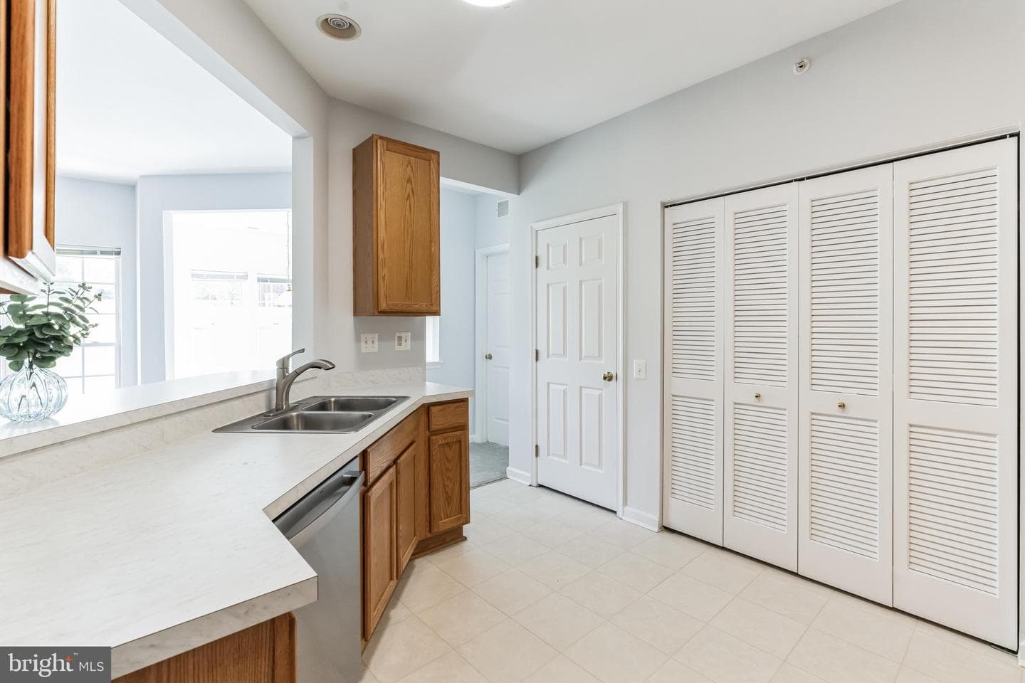 200 Claret Court #103 photo 10