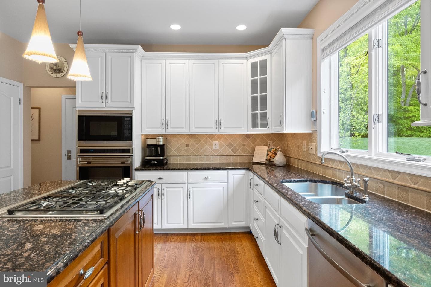 3435 Sussex Terrace photo 11