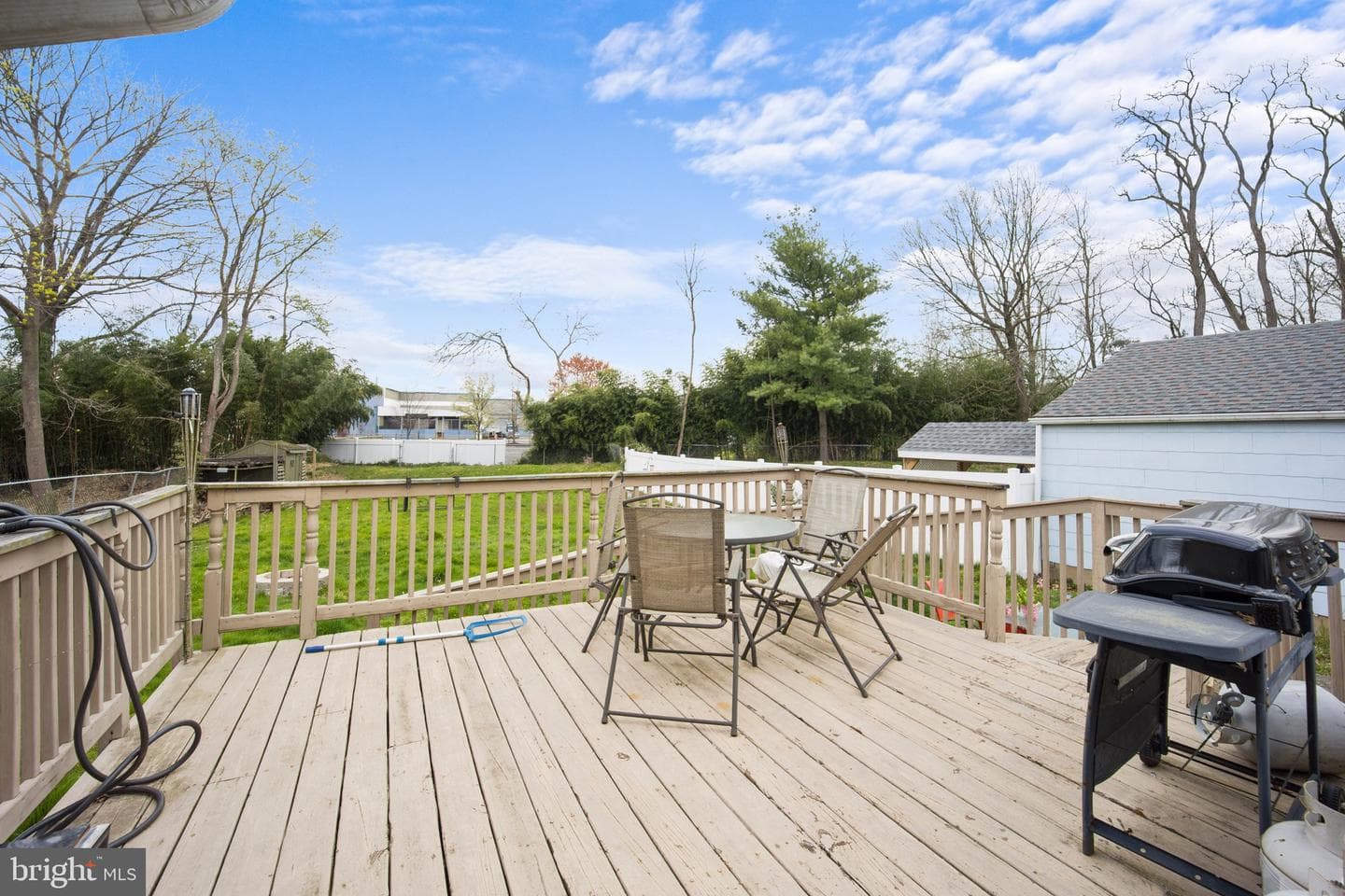 55 Ash Avenue photo 28