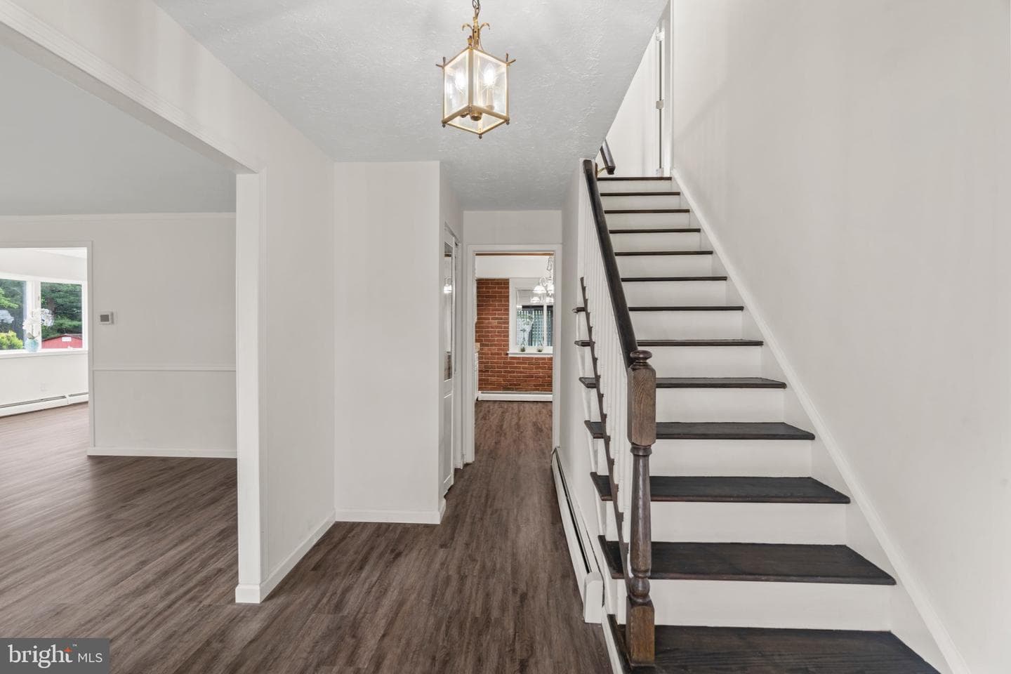 1838 Roan Drive photo 4