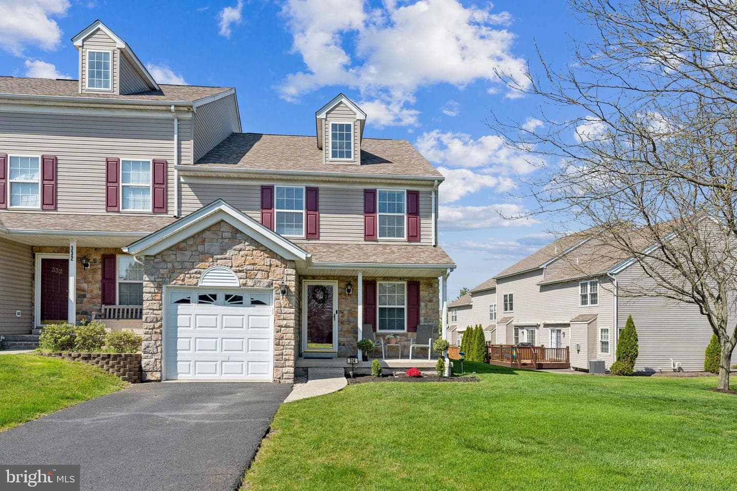 334 Cedar Waxwing Drive photo 1