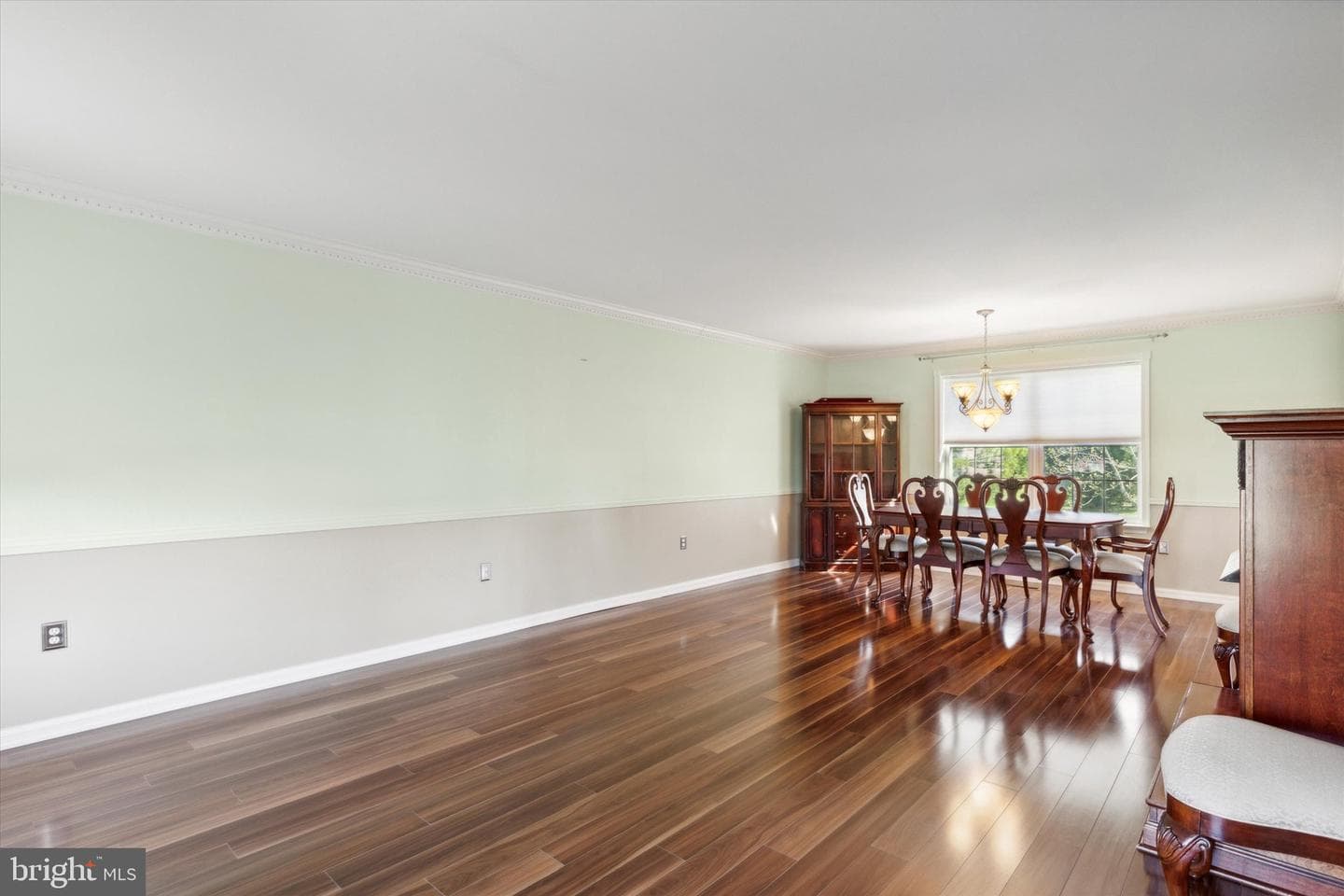 2121 Claymont Drive photo 5