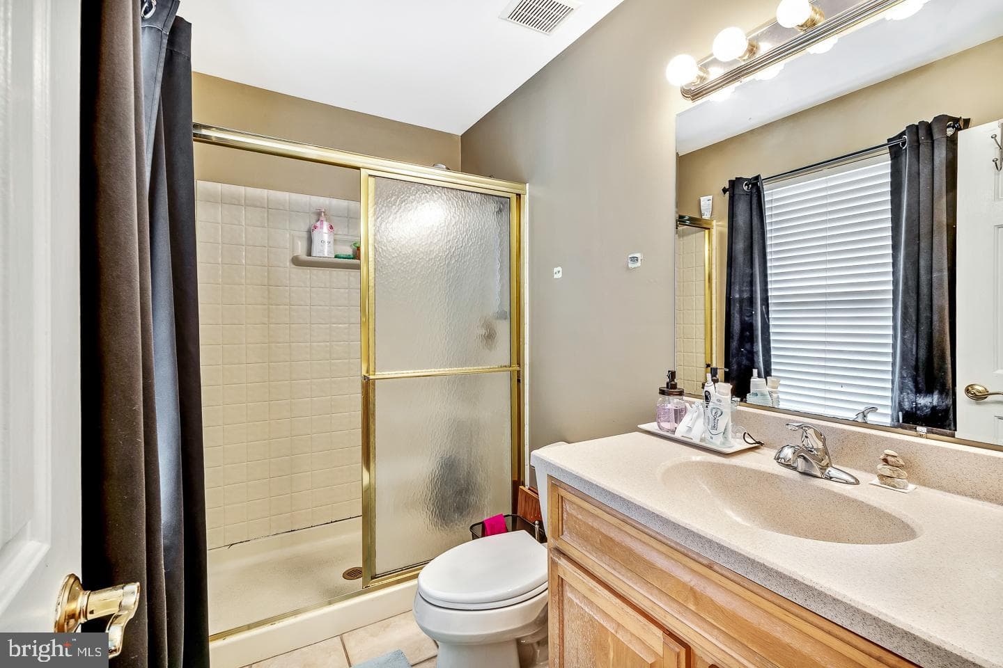 1906 Colonial Drive photo 24