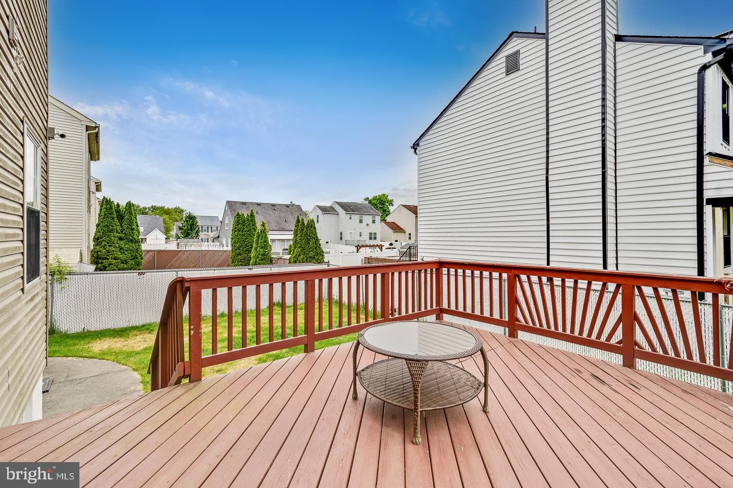 1906 Colonial Drive photo 3