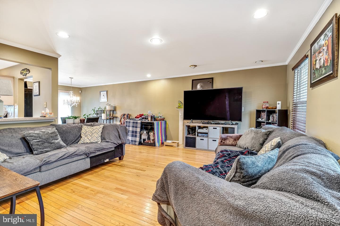1906 Colonial Drive photo 5