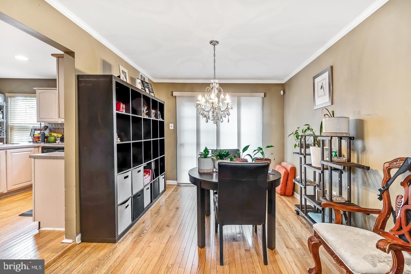 1906 Colonial Drive photo 8