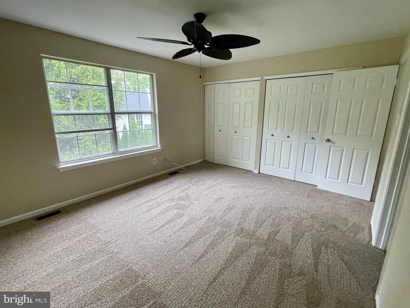 33 Eaton Court #130 photo 18