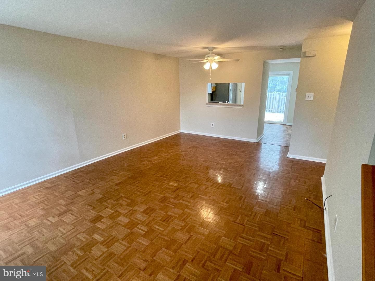 33 Eaton Court #130 photo 5