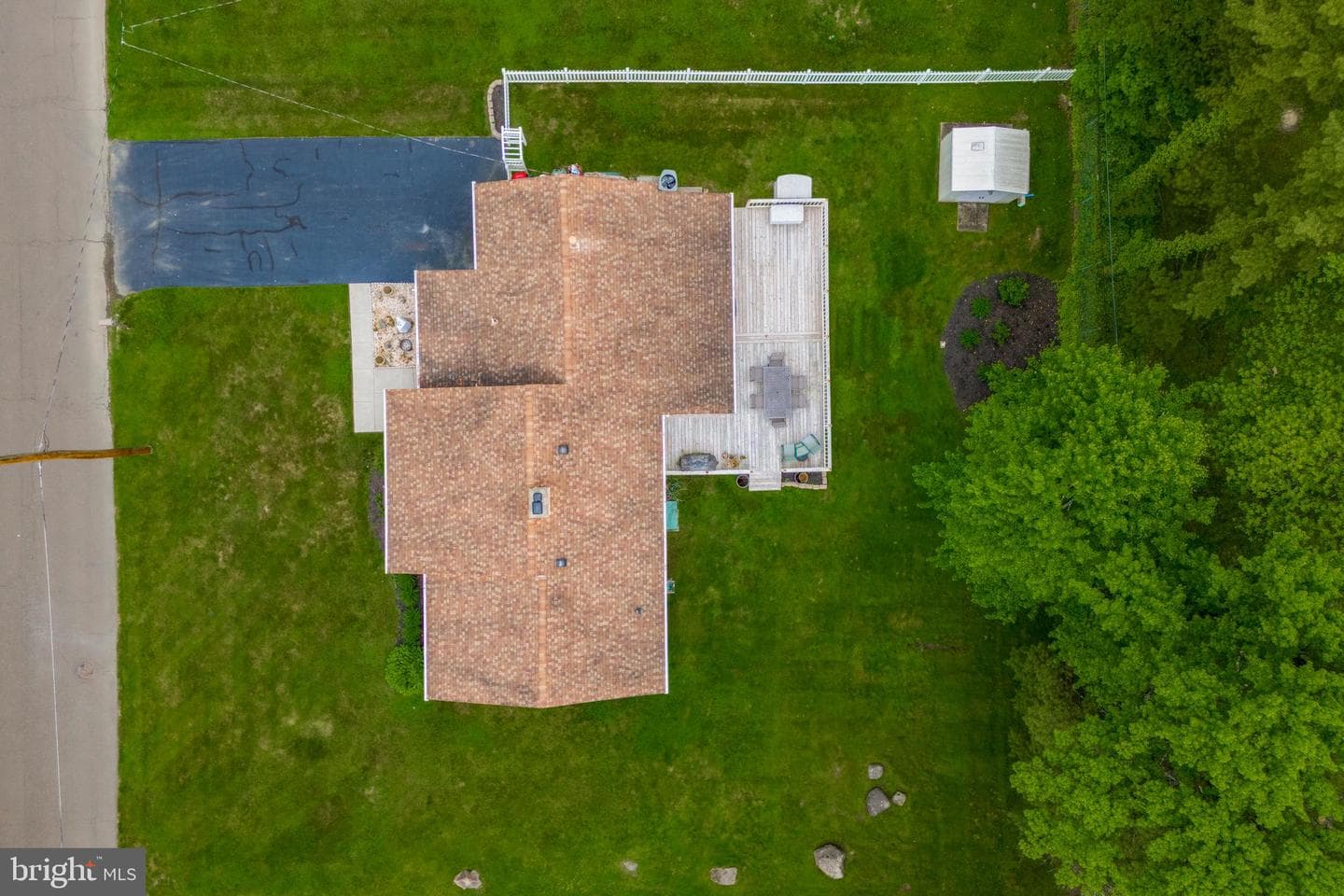 21 Hilltop Road photo 31