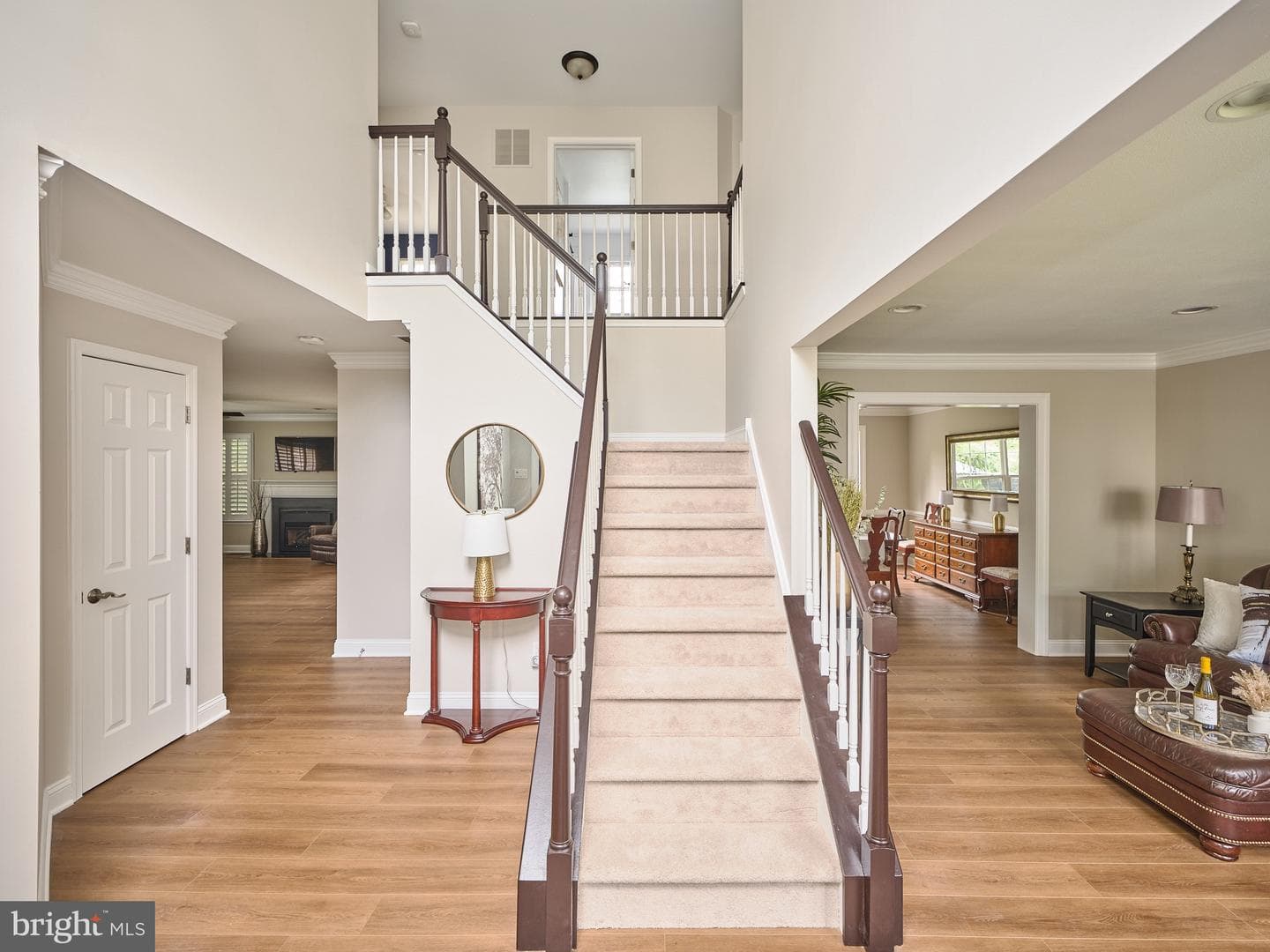 125 Riverwoods Drive photo 2