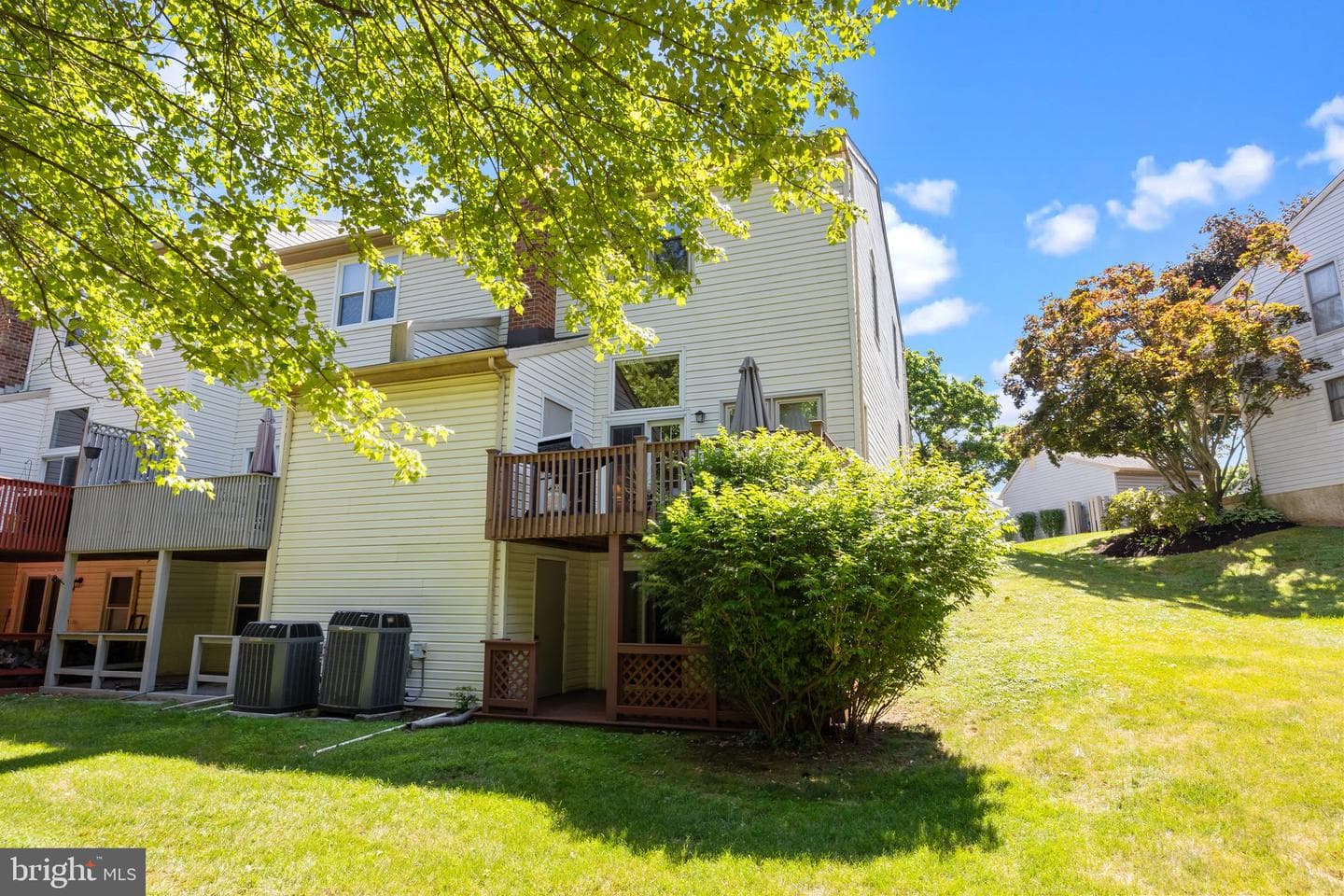 242 Inverness Circle photo 29