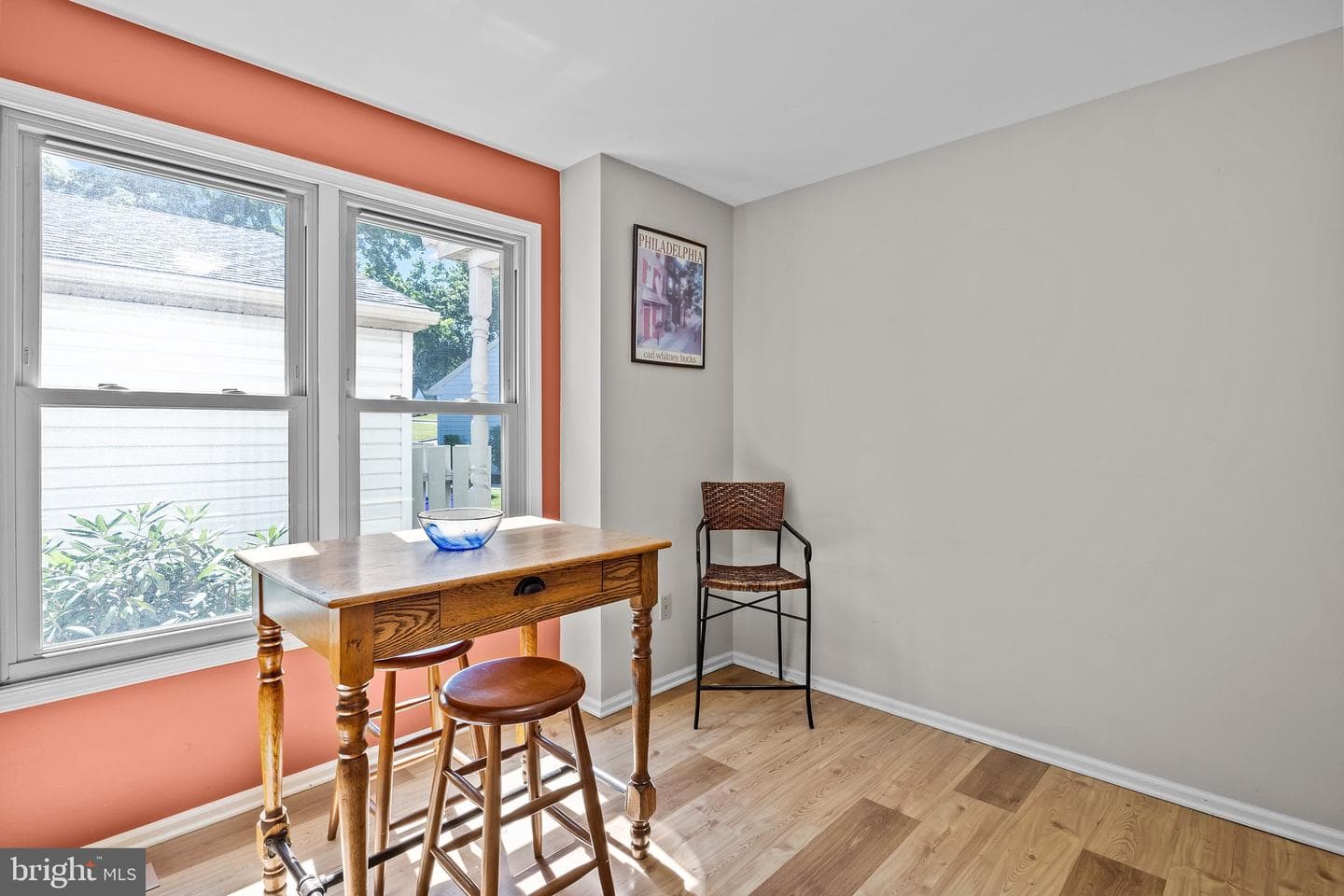 242 Inverness Circle photo 5