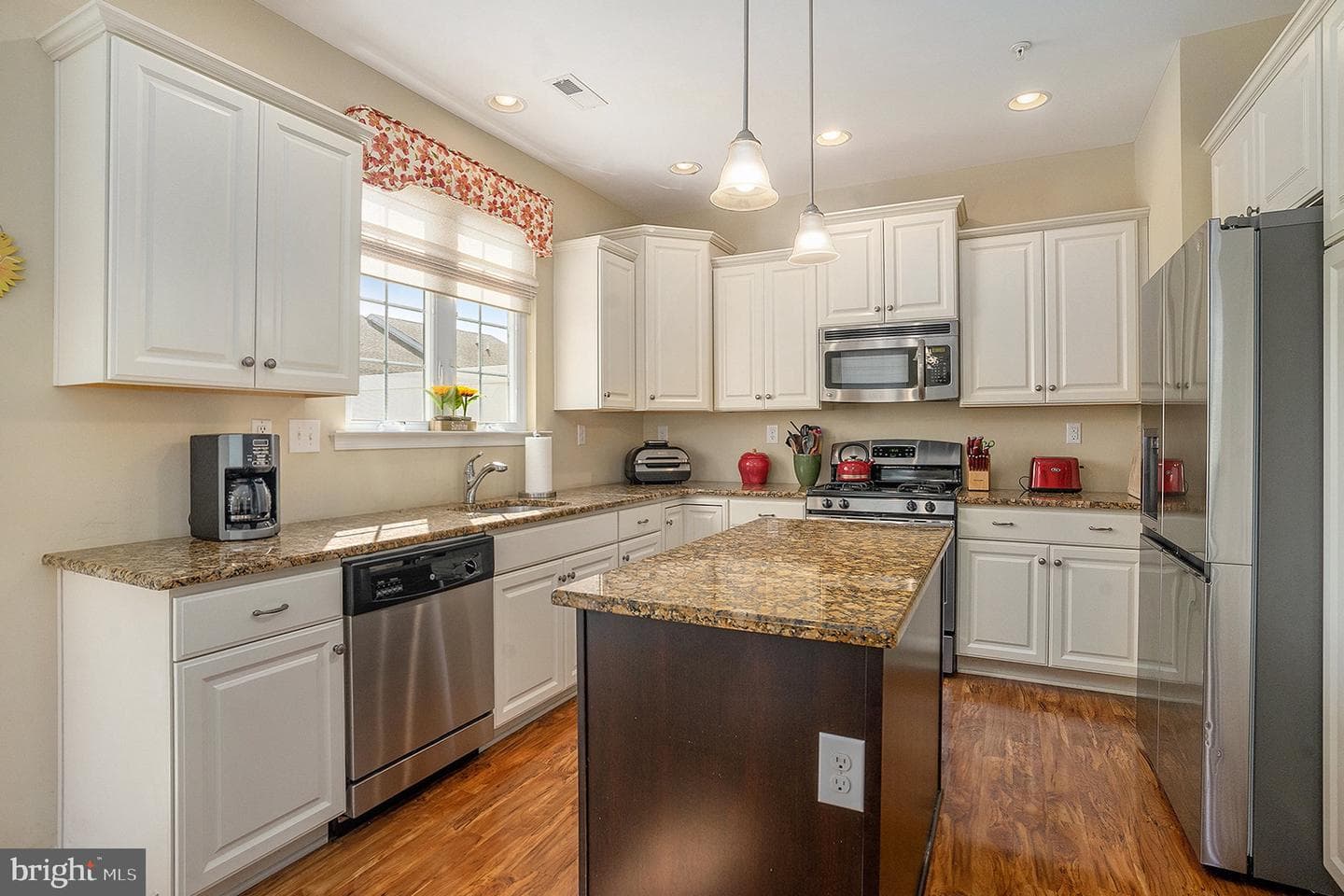 305 Van Artsdalen Court photo 15
