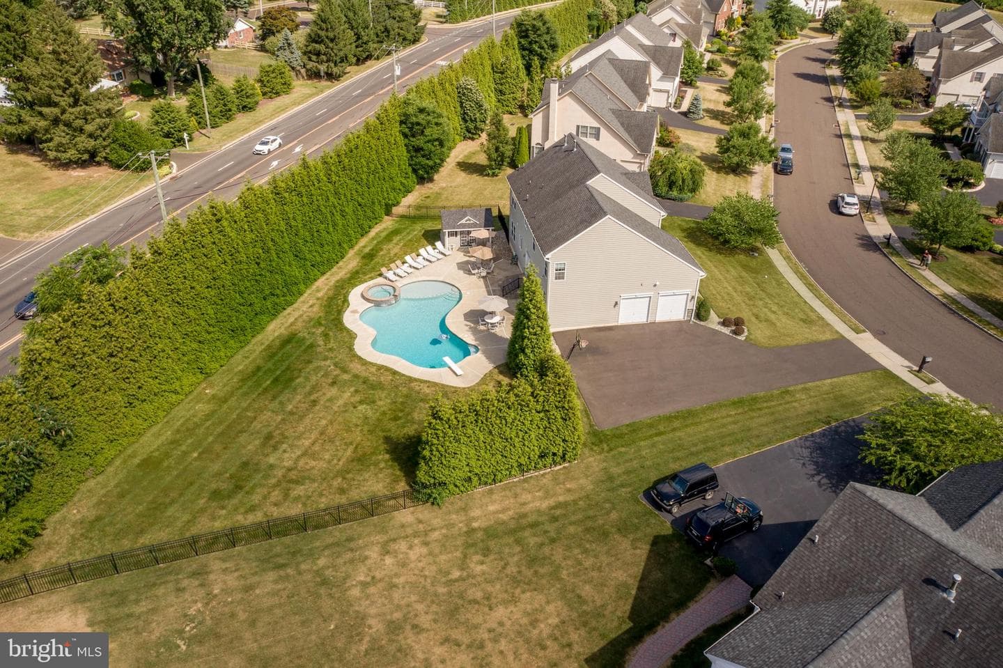 3755 Blackburn Court photo 39