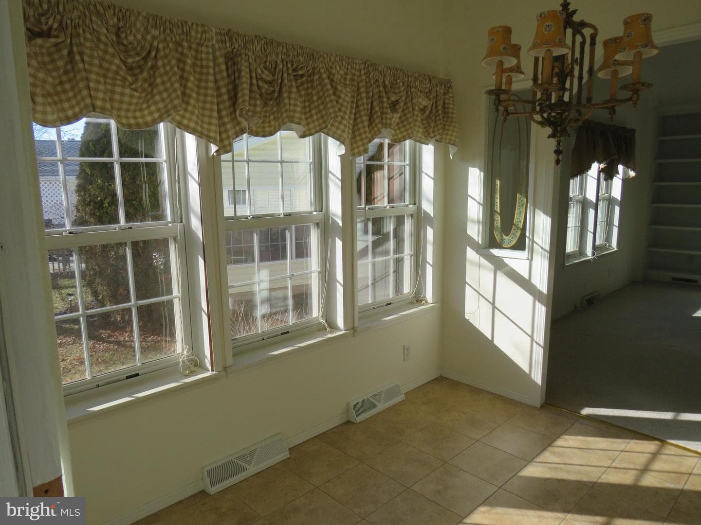 410 Redbird Court photo 15