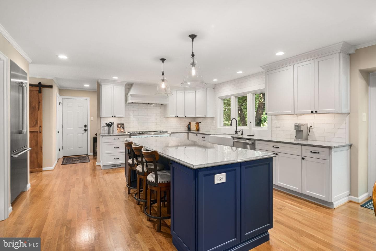 5954 Shetland Drive photo 13