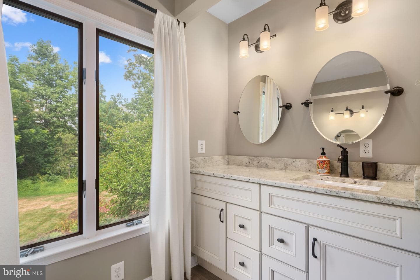 5954 Shetland Drive photo 28