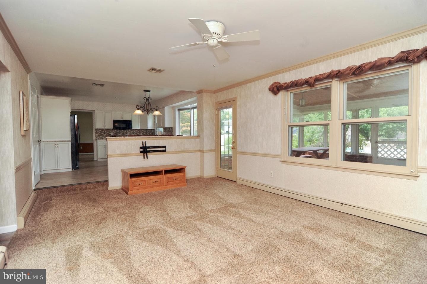 72 Karen Road photo 13
