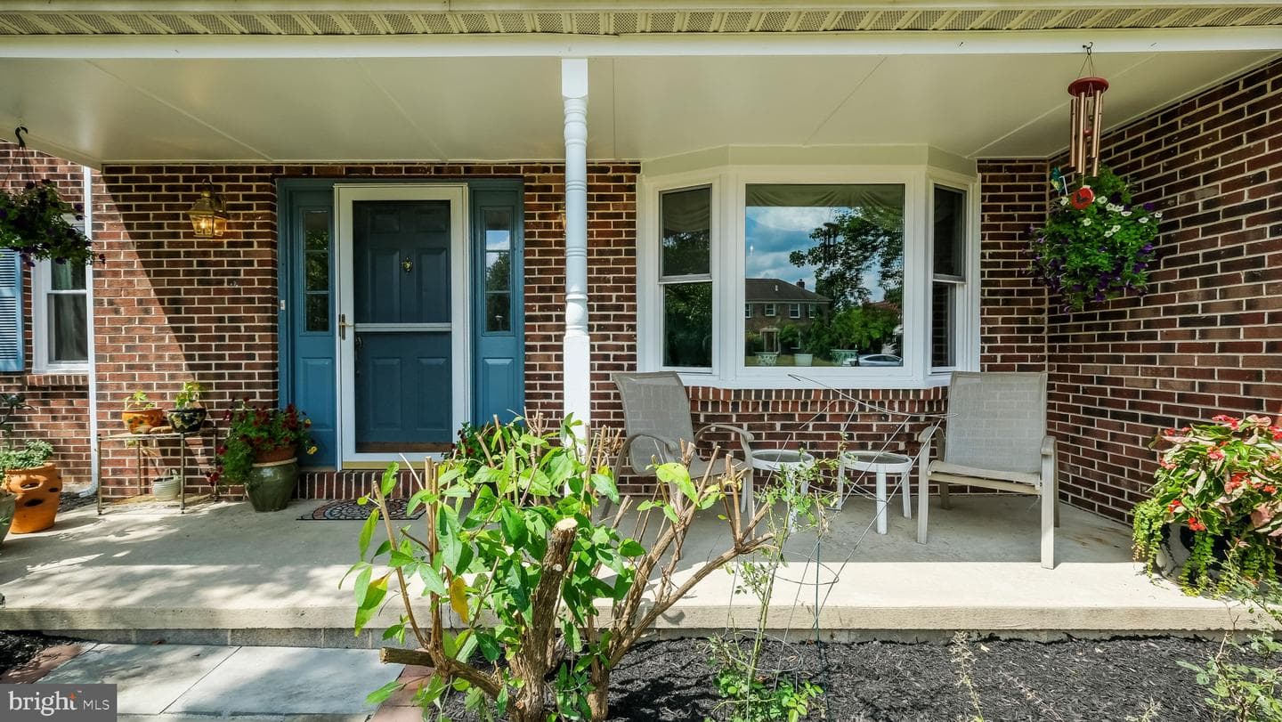 74 Chatham Place photo 2