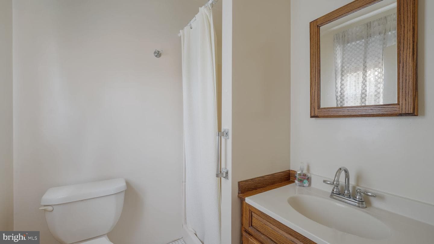 1275 Sturbridge Drive photo 35