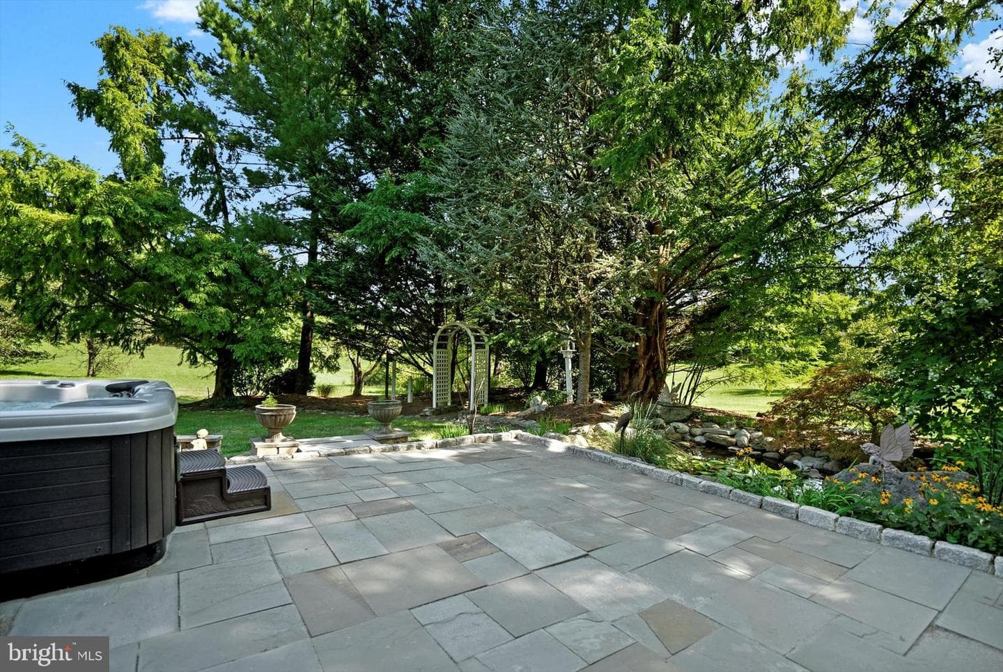 12 Millers Road photo 55