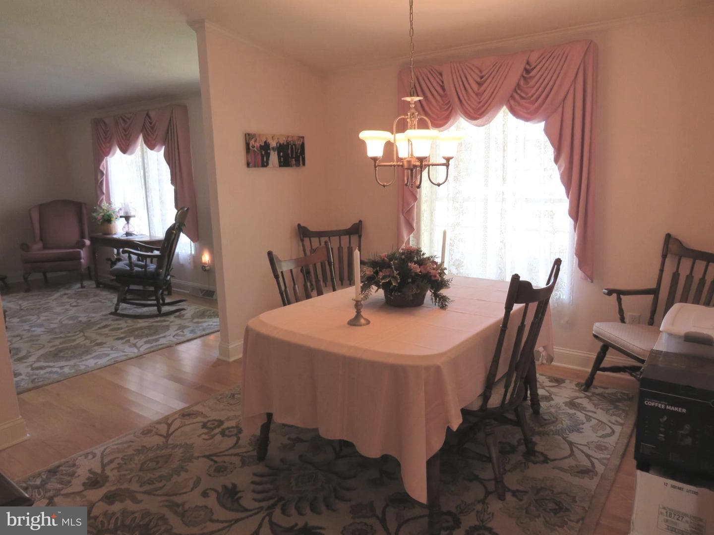 184 Hummingbird Court S photo 10