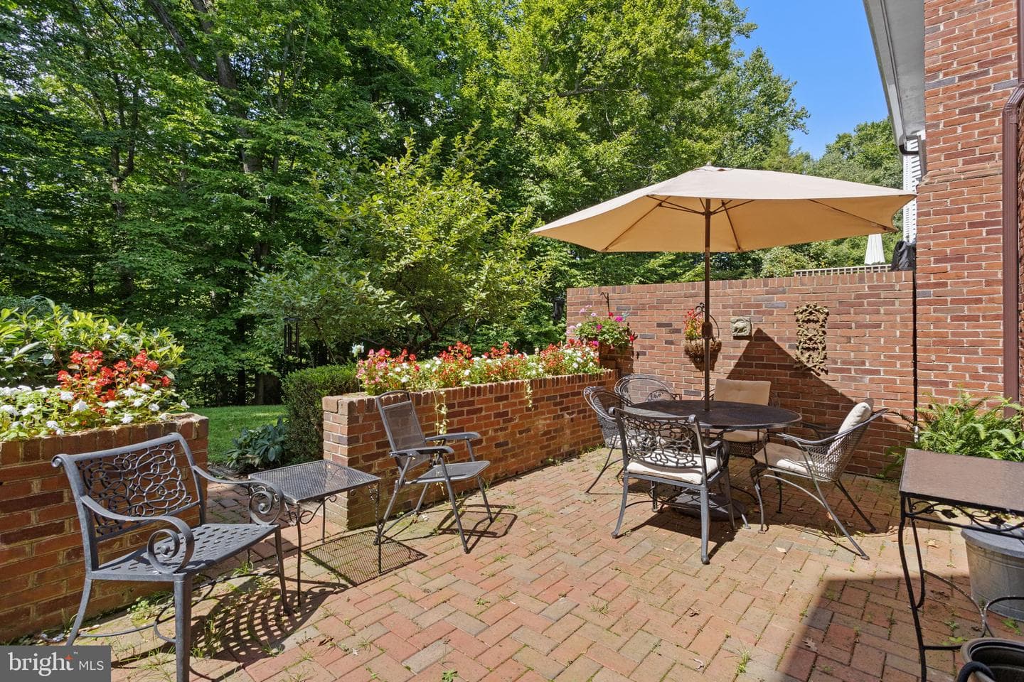 13 Sentinel Road photo 35