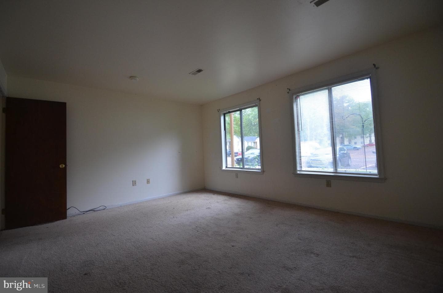 10 Kittery Court photo 4