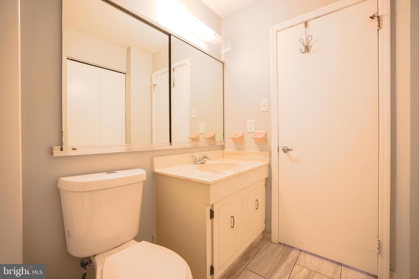 150 Knox Court photo 28