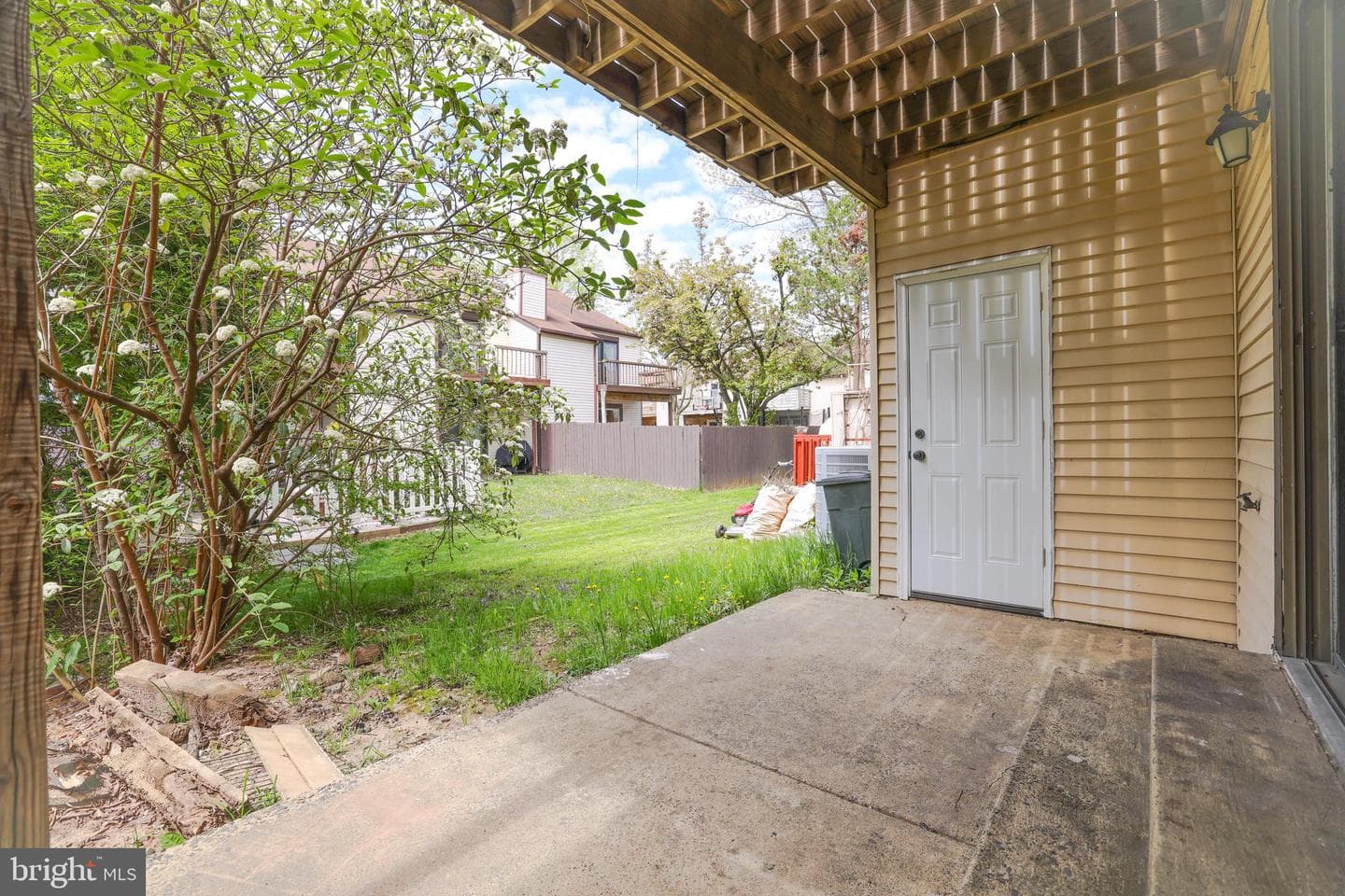150 Knox Court photo 39