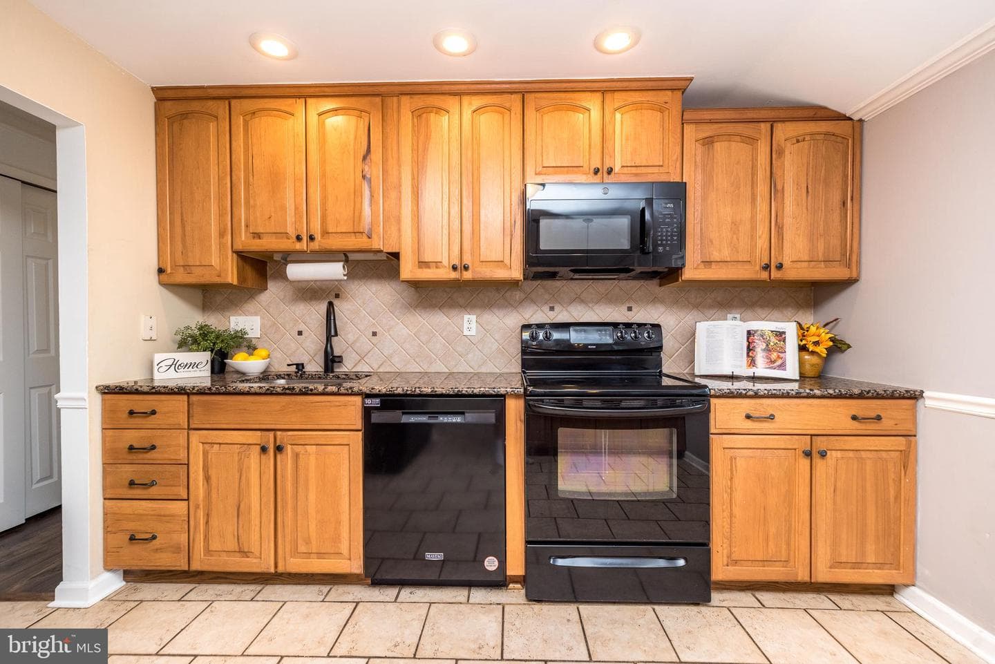 31 N Traymore Avenue photo 11