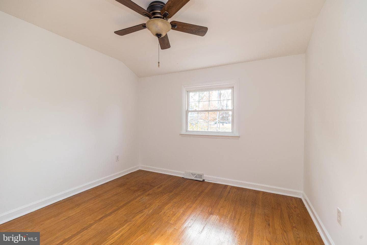 31 N Traymore Avenue photo 17