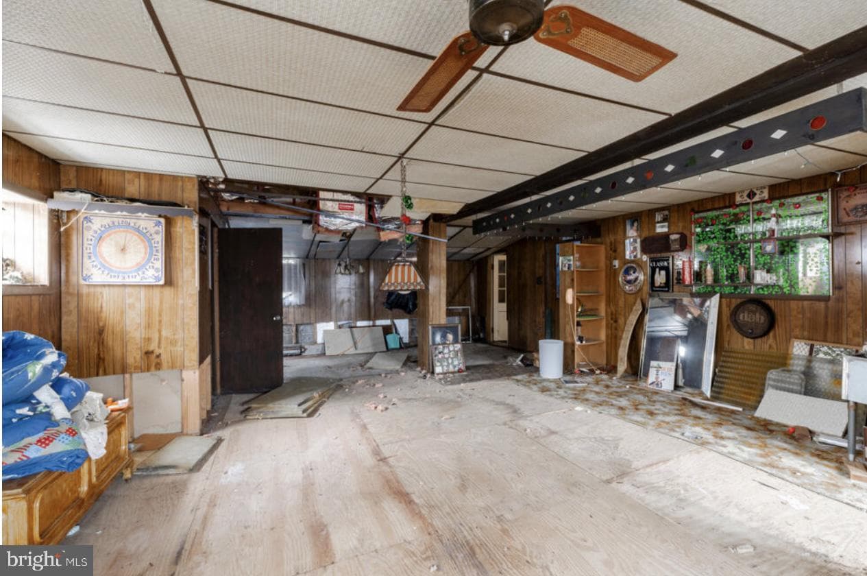 535 Princess Avenue photo 7