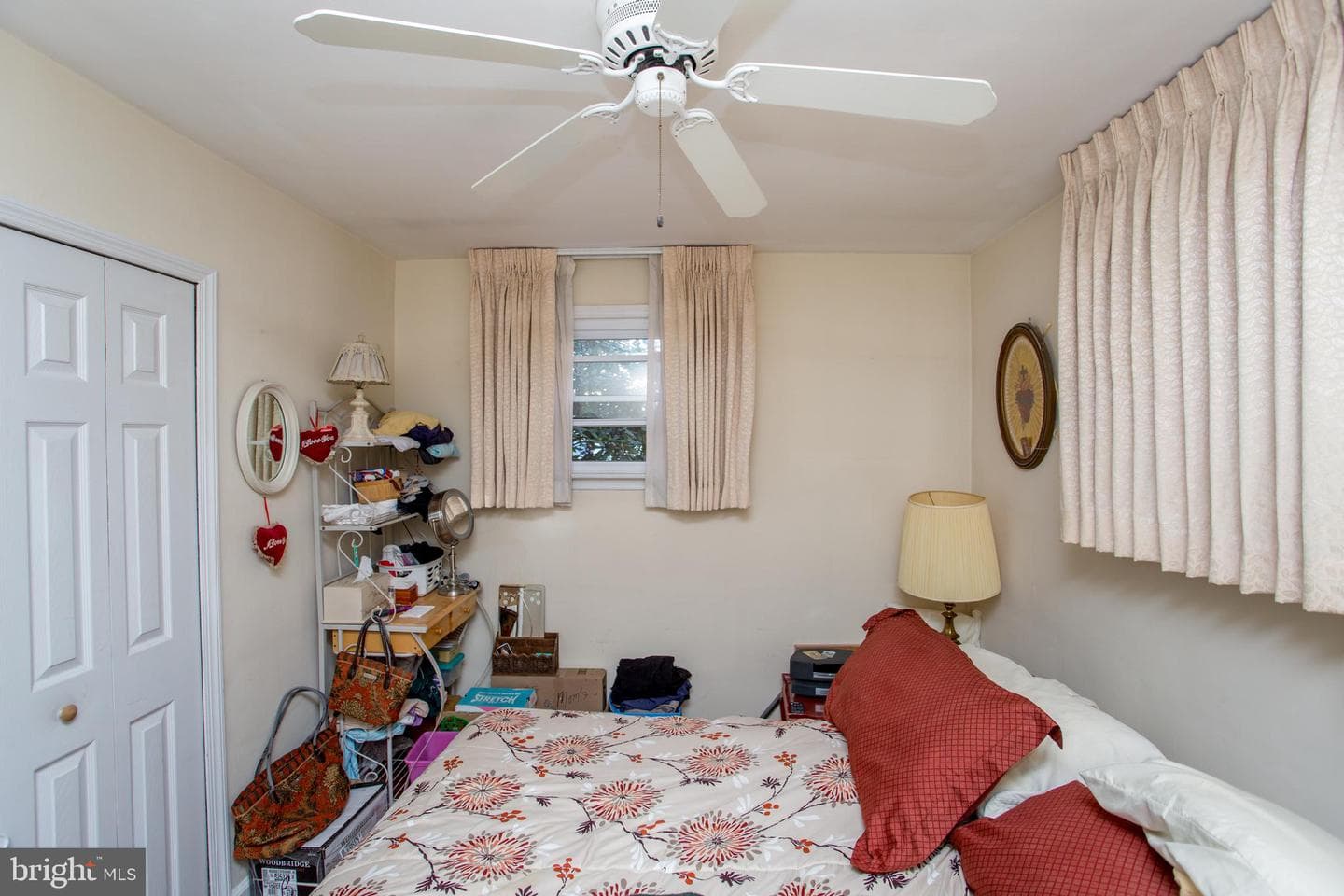 77 Davis Road photo 15