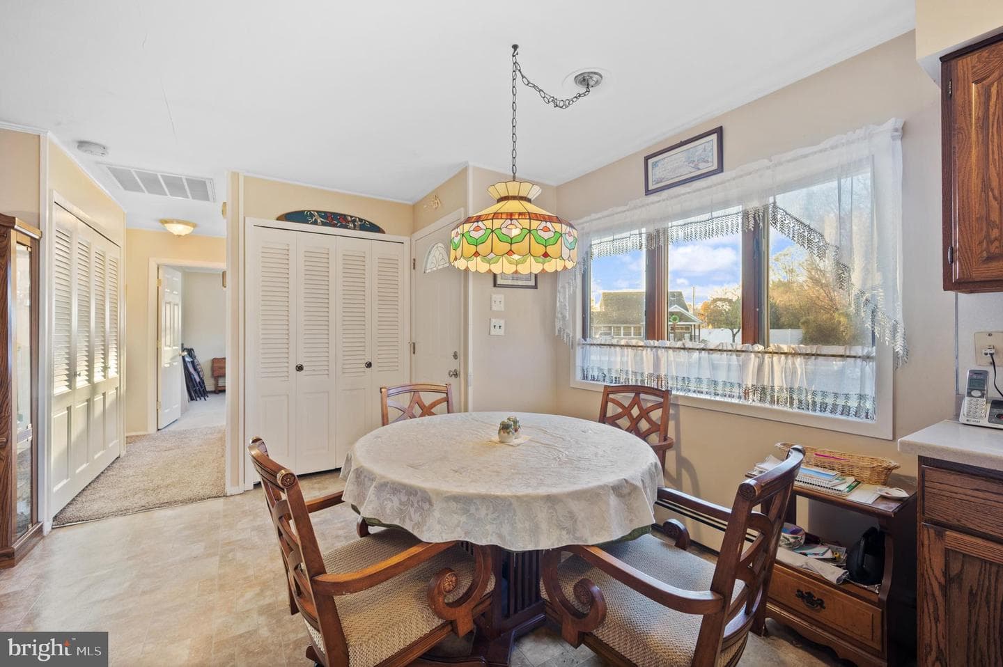 147 Willow Drive photo 4