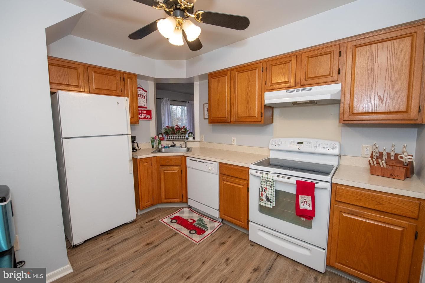 805 Mews Drive #805 photo 10