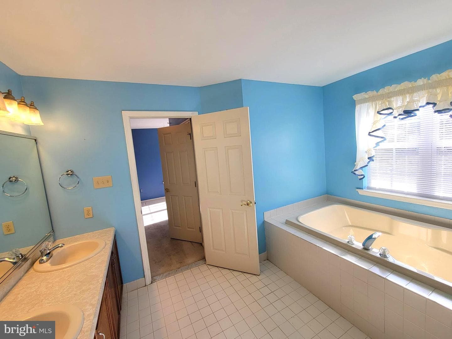 506 Daltry Court photo 17