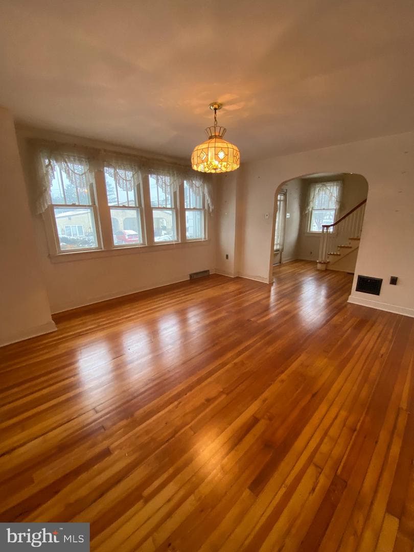 202 Catherine Street photo 10