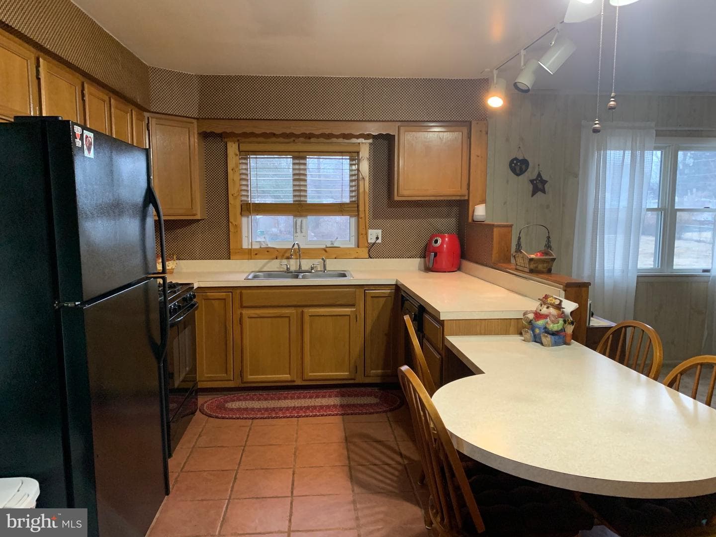 3334 Grandview Avenue photo 10