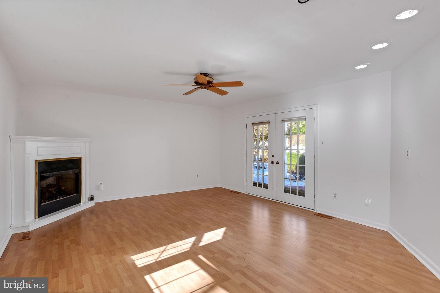 456 Hogeland Road photo 12