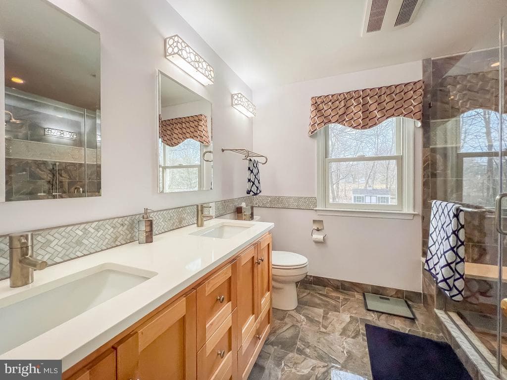 1412 Marielle Drive photo 27