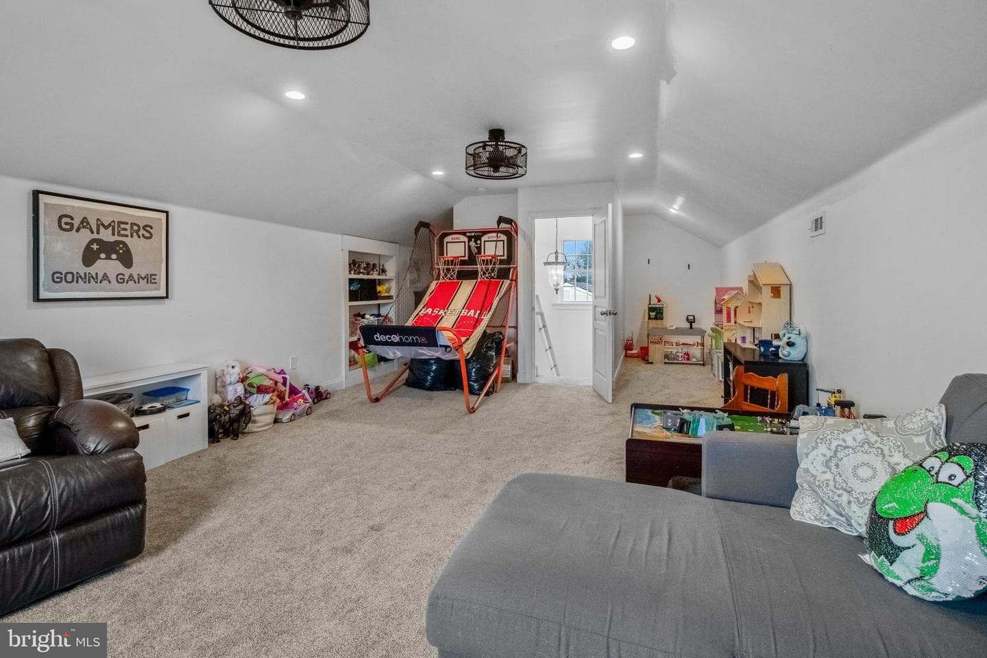 4767 Fredonia Place photo 47