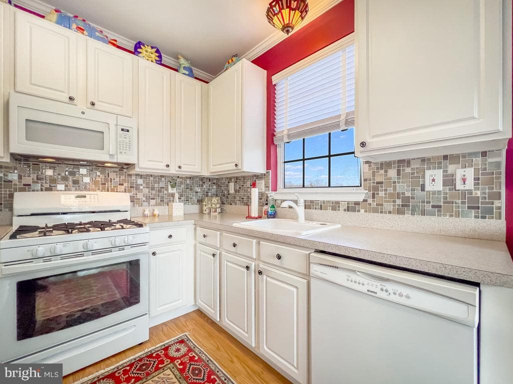 1301 Knox Court #1301 photo 19