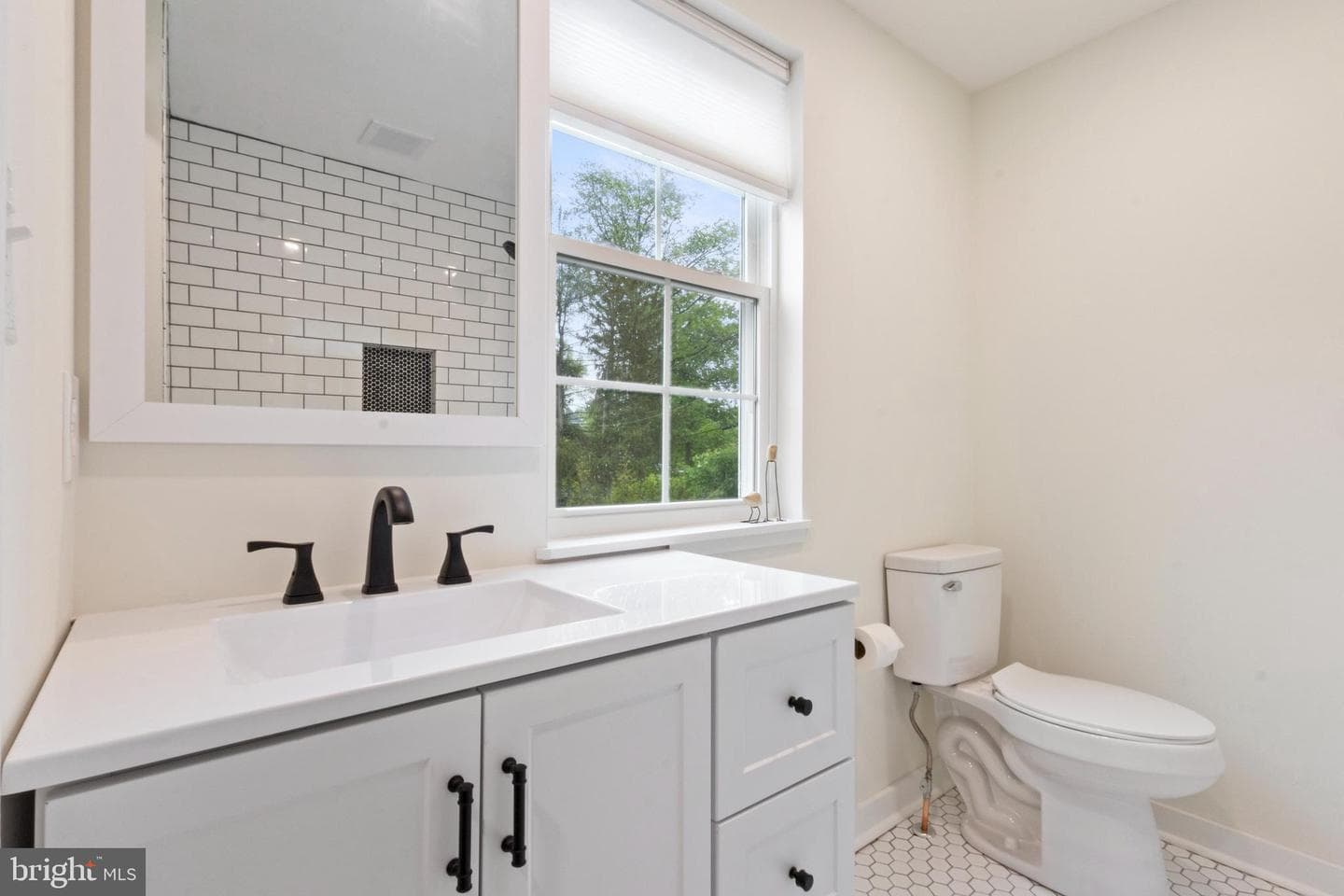 2112 Elm Avenue photo 31