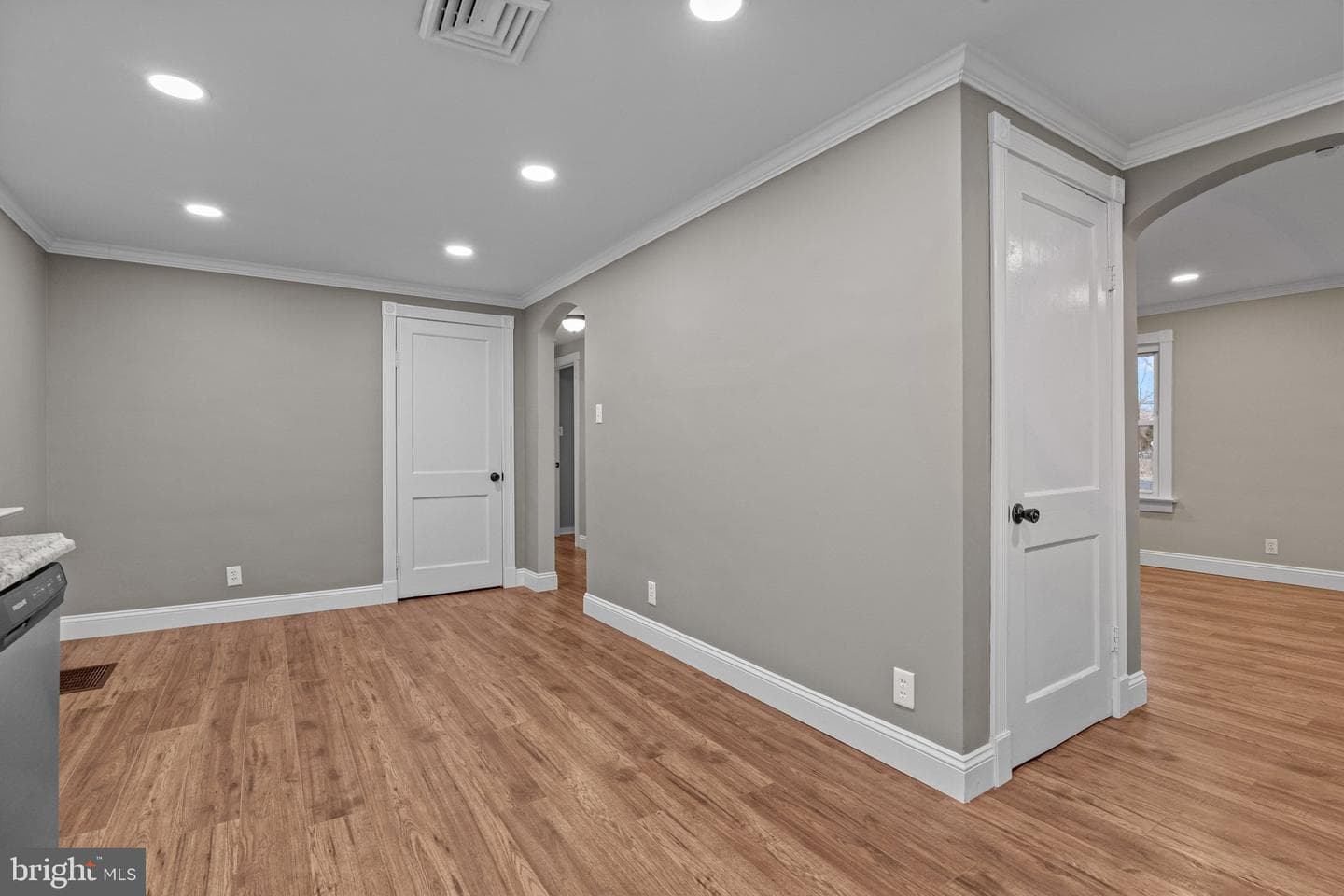 2080 Willow Lane photo 13