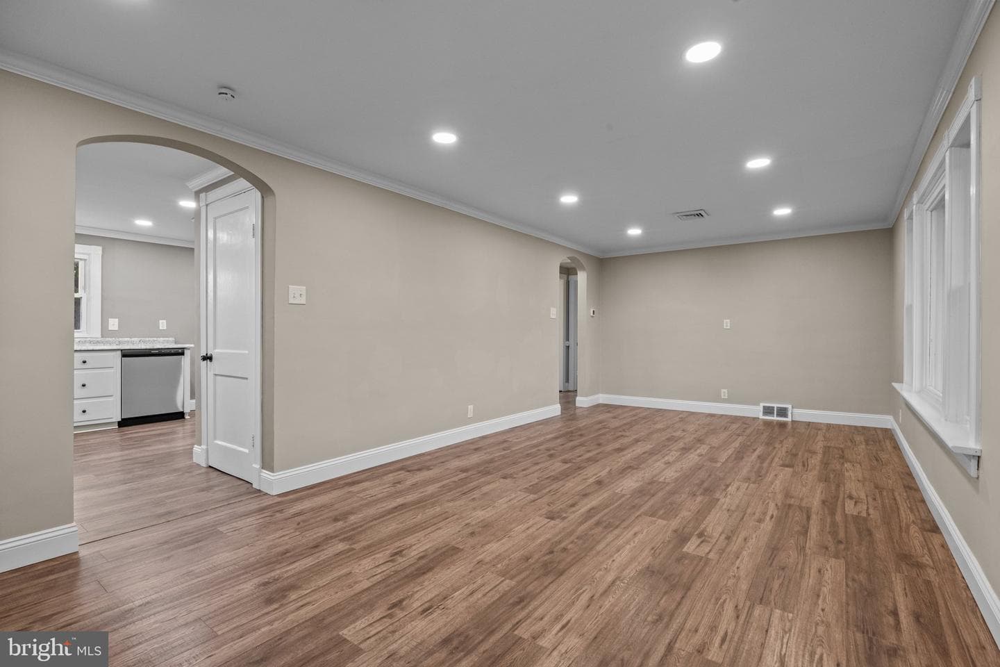 2080 Willow Lane photo 7