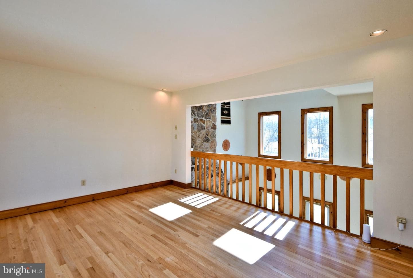 1486 Fairhill Road photo 24