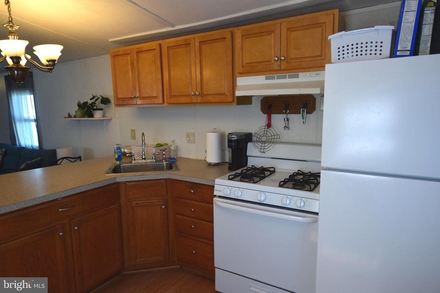 75 Harrison Drive photo 9