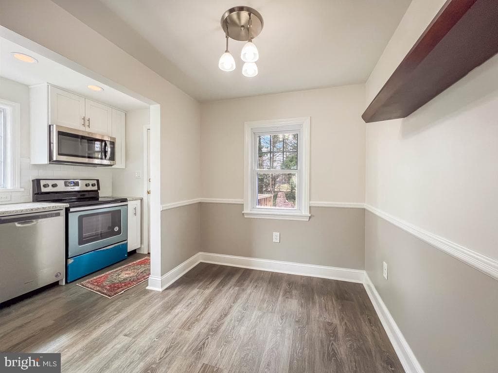 672 Osborne Avenue photo 13